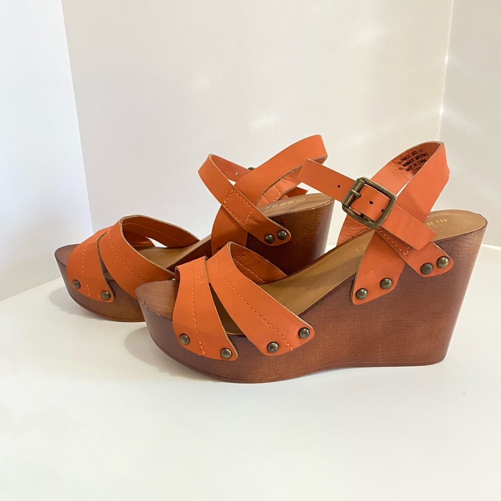 NEW Madden Girl Platform Shoes - Burnt Orange - 4 inch Wedge Size 5.5